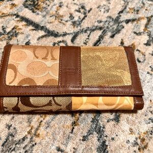 Coach wallet